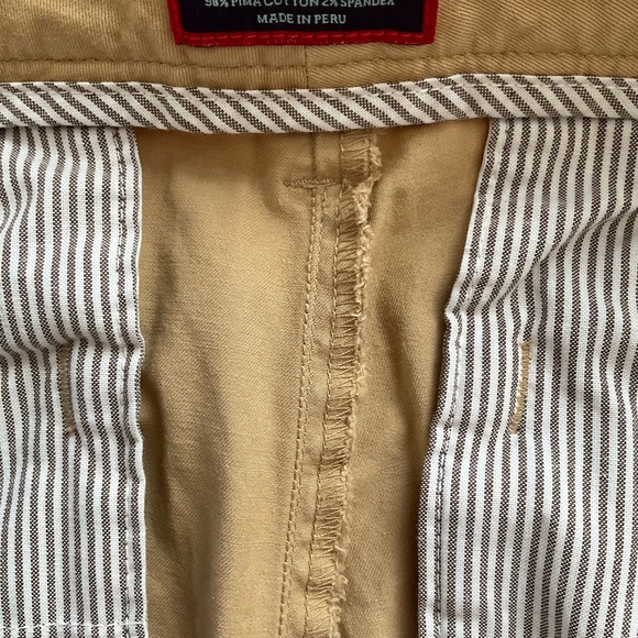 UNTUCKit Relaxed Chino Pant - Picture 4 of 7